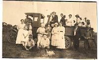 l-r; Ida and Patsy Evans (child), G-grandma Evans, Cloa and Stella Girotti, unknown, John and Joe Girotti (back) 
